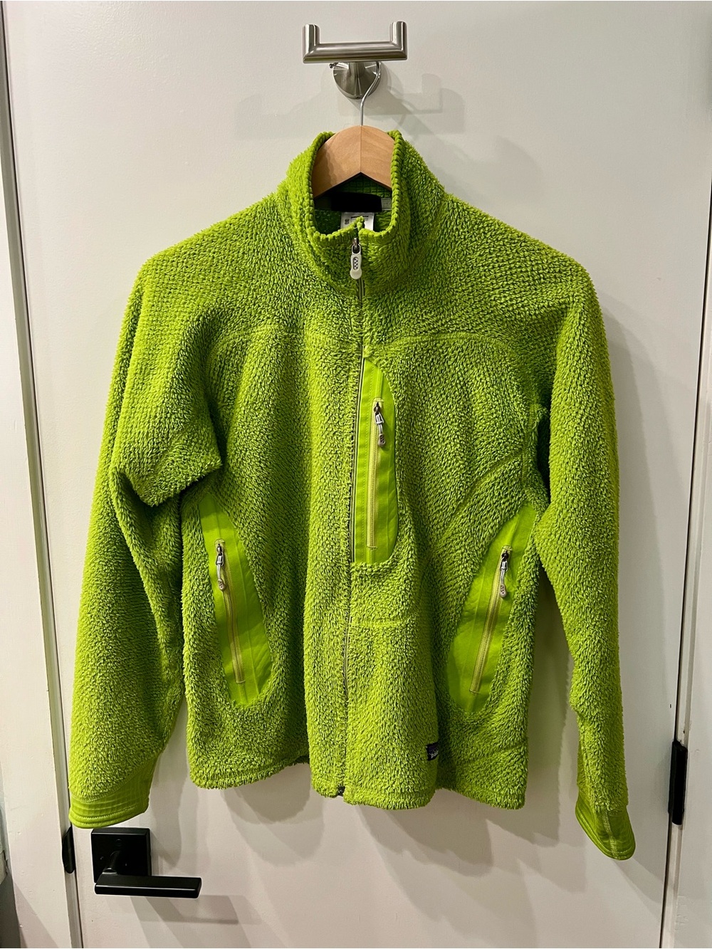 Final Price - Patagonia - Lime Green Women's Full-Zip R2 Fleece Jacket